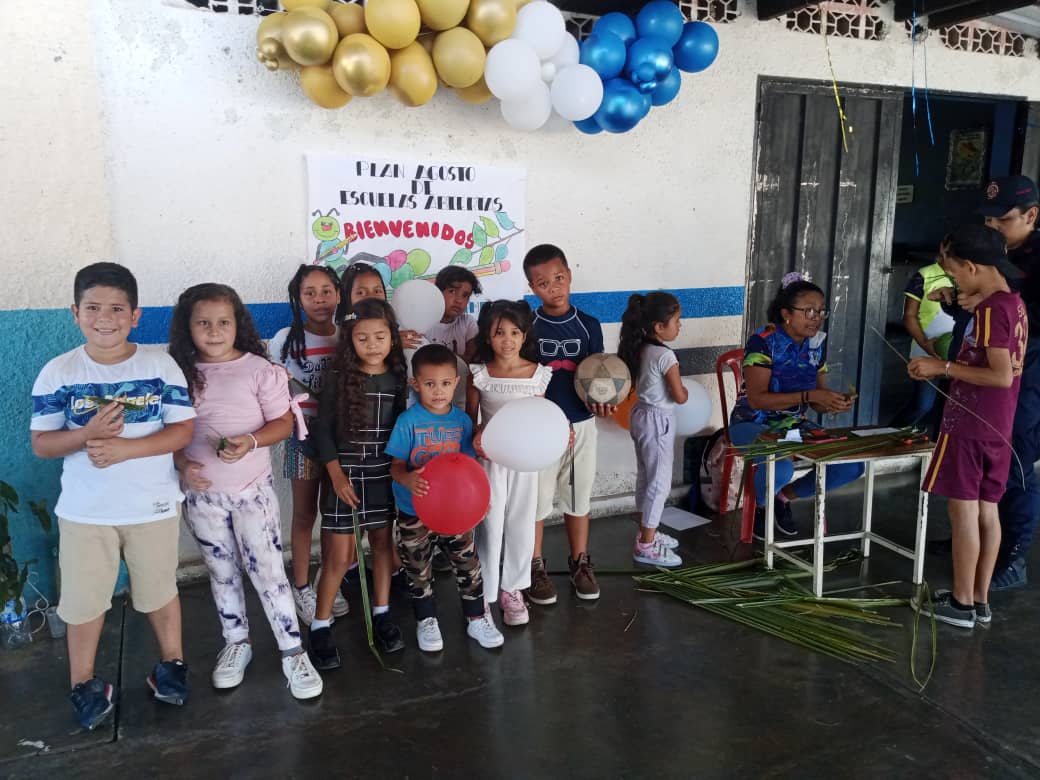 Plan Agosto de Escuelas Abiertas en la Esc Josefina Pimentel de Monay del CDCE La Paz Municipio Pampán #Trujillo <a href="/_LaAvanzadora/">Yelitze Santaella</a> <a href="/PtmsTrujillo/">PTMS TRUJILLO</a>
<a href="/gtorodelara/">Gisela Toro Hernández</a> 
@MPPEDUCACION <a href="/DIFD_Trujillo/">División de Investigación y Formación Doc.Trujillo</a> <a href="/ViceIP/">VEIP</a>  @cdcetrujillo <a href="/Twitera74/">⚢♈𝓒. 𝓡♈⚢</a> <a href="/vicent_carvajal/">Vicente Carvajal</a> <a href="/DGCPatrimonioy2/">DGCULTURA_MPPE</a> #VenezuelaRecuperóLoSuyo