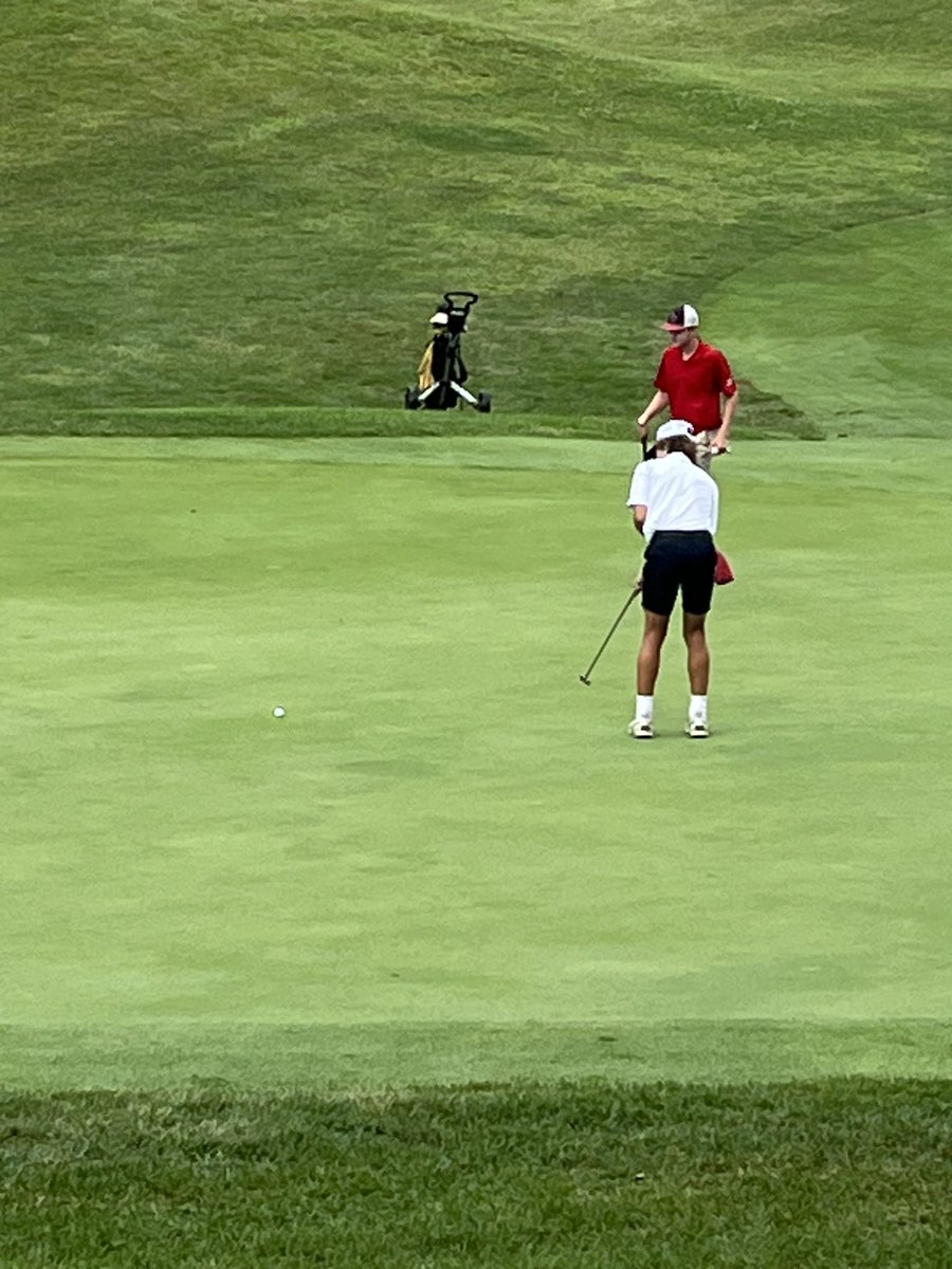 BlueAcesCoach's tweet photo. Chase with the flat stick on hole 13 at Eaglesticks Golf Club https://t.co/RqwVAkmcQ0