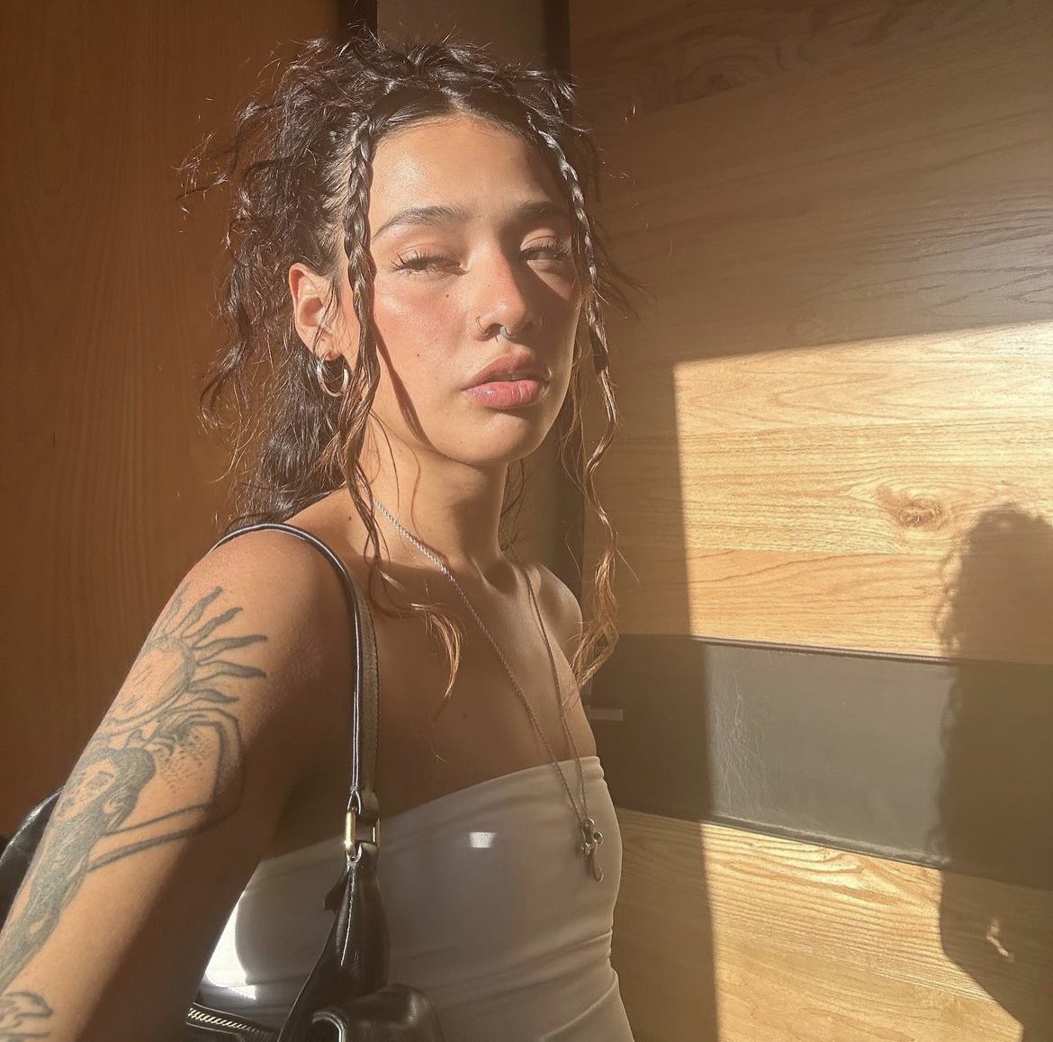 Toweroflsa's tweet photo. Hey guys whats up? im isa 🫶 lets start off just a little delusional… quote w a selfie and who ur fictional partner(s)? mine? these three 😮‍💨 and lms for a dm #ASTRODM #ASTROLMS #ASTROINTRO https://t.co/aGSZCvlw3k