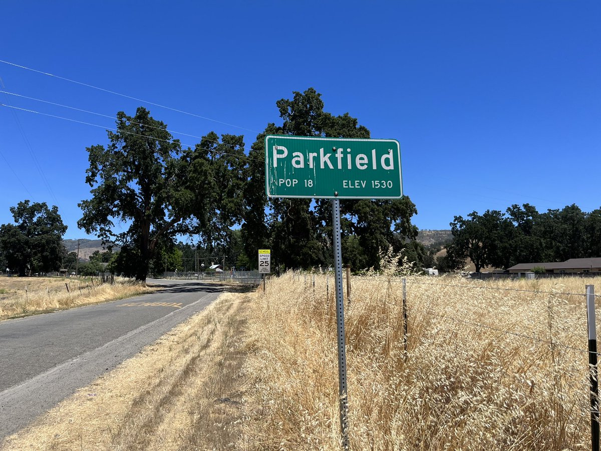 CalDisasters's tweet photo. This quake was felt slightly to mildly t/o northern San Luis Obispo Co. Epicentered beneath Middle Mnt. at juncture of Creeping Segment #SanAndreasFault & locked Cholame/Carrizo section #SAFZ near #SAFOD drill site near #Parkfield. https://t.co/lY4dG4Z4Pa