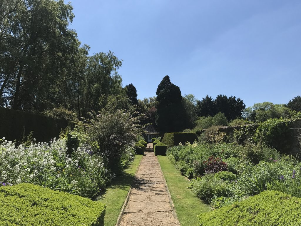 Great to see #RodmartonManor on @BBCGardenersWorld.  Terrific garden, beautifully kept. X