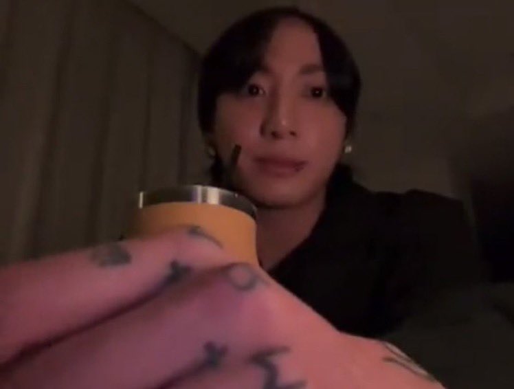 faites qu’avant 2025 c’est à dire le retour au complet de bangtan il y est un événement qui fait qu’il y ai un nettoyage dans le fandom j’ai besoin de ce nettoyage pour avoir ma place pour leur concert vous comprenez ?