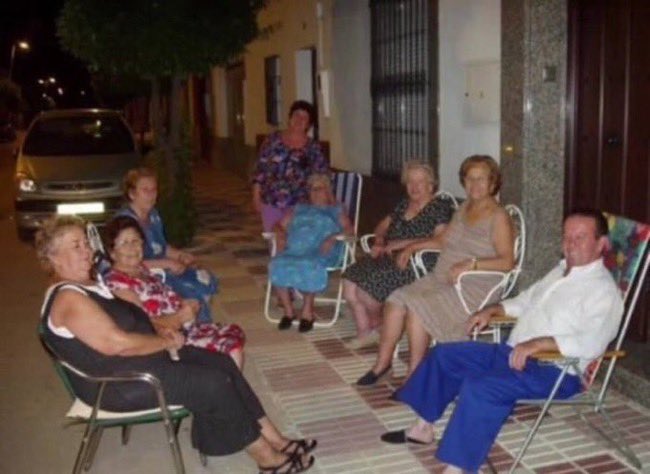 aspiro a tener un grupo de amigos q acabe así