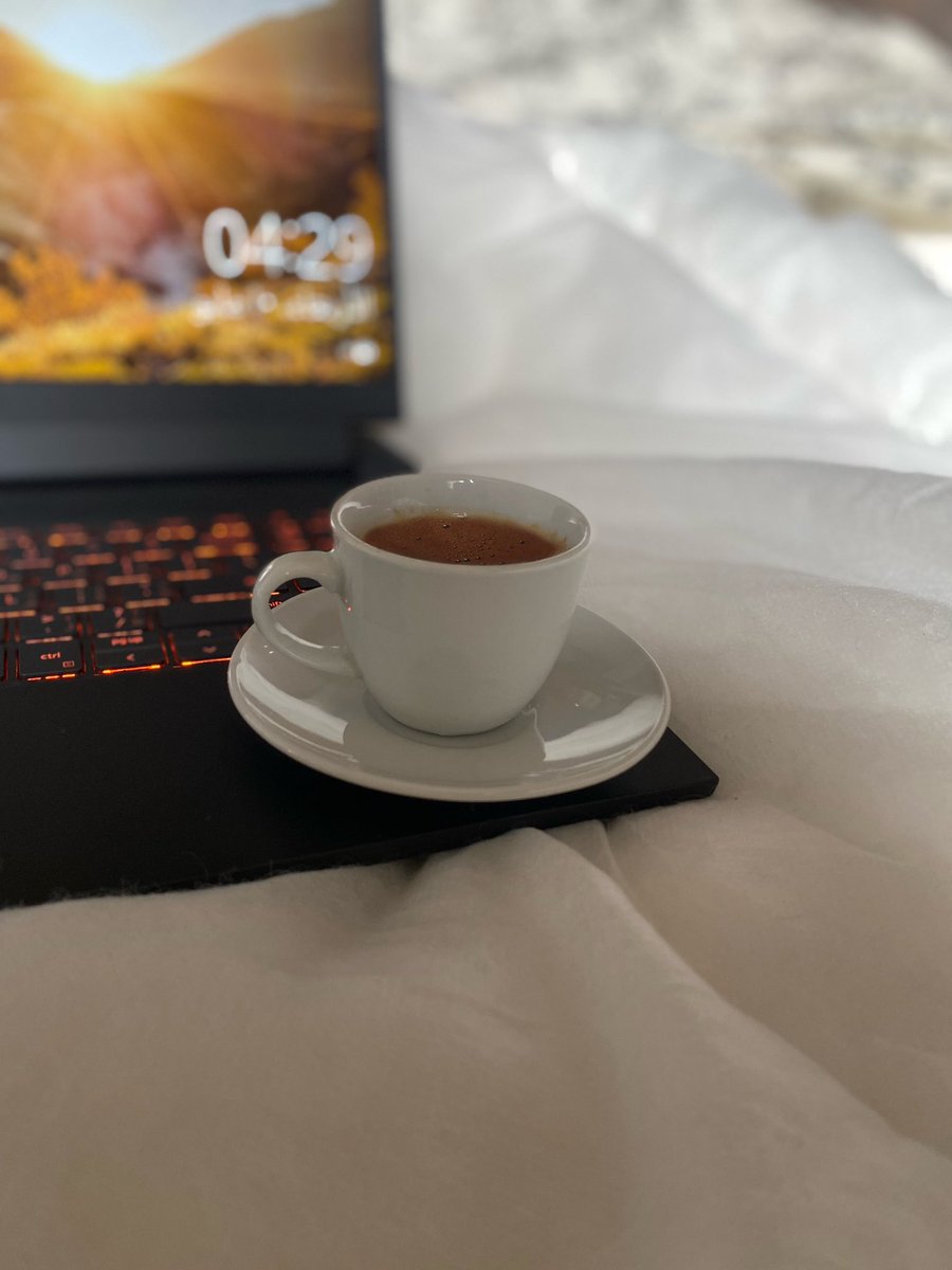 الإنسان الذي يعارضك يمنحك قيمة ويقدّر وقته معك؛ لأنه يؤمن بنضجك واختلافك وإلّا لَمَا أضاع وقته في مناقشتك، فالأطفال وحدهم هم الذين لا نستطيع معارضتهم وتوضيح مقاصدنا لهم؛ لأنهم ليسوا ناضجين