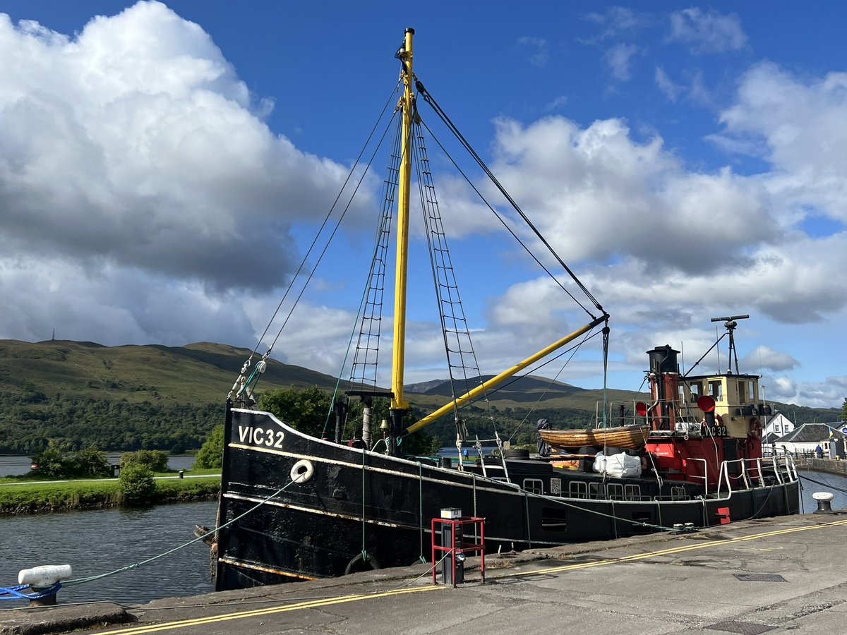kilted_guide's tweet photo. 2 Clyde puffers in a week! - reminders of a gentler time! Although approximately 400 once plied their trade around the Hebrides, only around five are still operational. #vitalspark #vic32 #corpach #inveraray #clydepuffer #britainsbestguides @STGAguides #bluebadgetouristguide https://t.co/3oQEGwwzDU