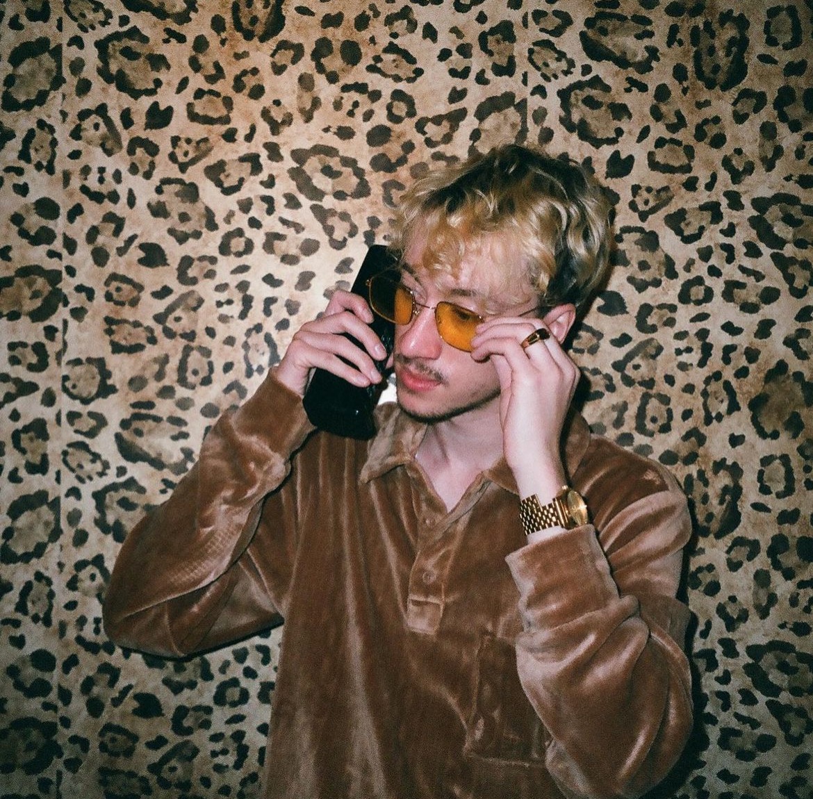 julietrecords (@julietrecords) on Twitter photo OUT TOMORROW. "DIAL TONE" EP by <a href="/stevedreez/">stevedreez</a>. 5 tracks of sultry funk to ease you out of the summer haze and keep you grooving all through the fall. OUT TOMORROW. "DIAL TONE" EP by <a href="/stevedreez/">stevedreez</a>. 5 tracks of sultry funk to ease you out of the summer haze and keep you grooving all through the fall.