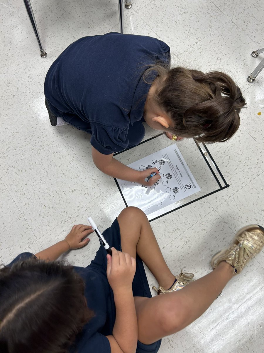 ms_trochez's tweet photo. On today’s 2nd grade adventure we practice working with partners and using number bonds ✨✨ #ExperienceTheMagic #TheGISDeffect https://t.co/vcMh6axo0Y