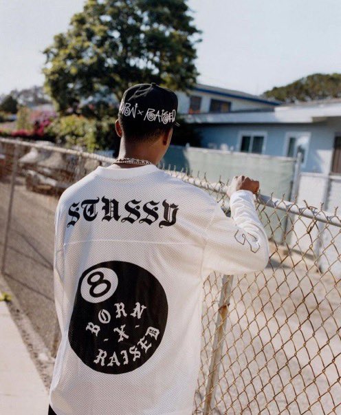 snkr_twitr's tweet photo. Born and Raised x STÜSSY live tomorrow at 12pm PT/3pm ET

https://t.co/MnyAsDIw9t https://t.co/oEofBGNyBB