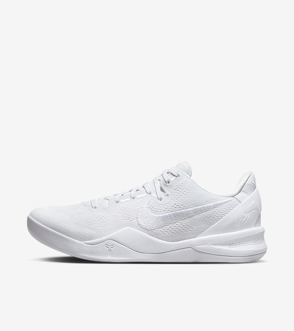 SOLELINKS's tweet photo. Ad: Kobe 8 Protro 'Halo' releases August 23rd => https://t.co/KdjUaXM43M https://t.co/2jBOo2nr3r