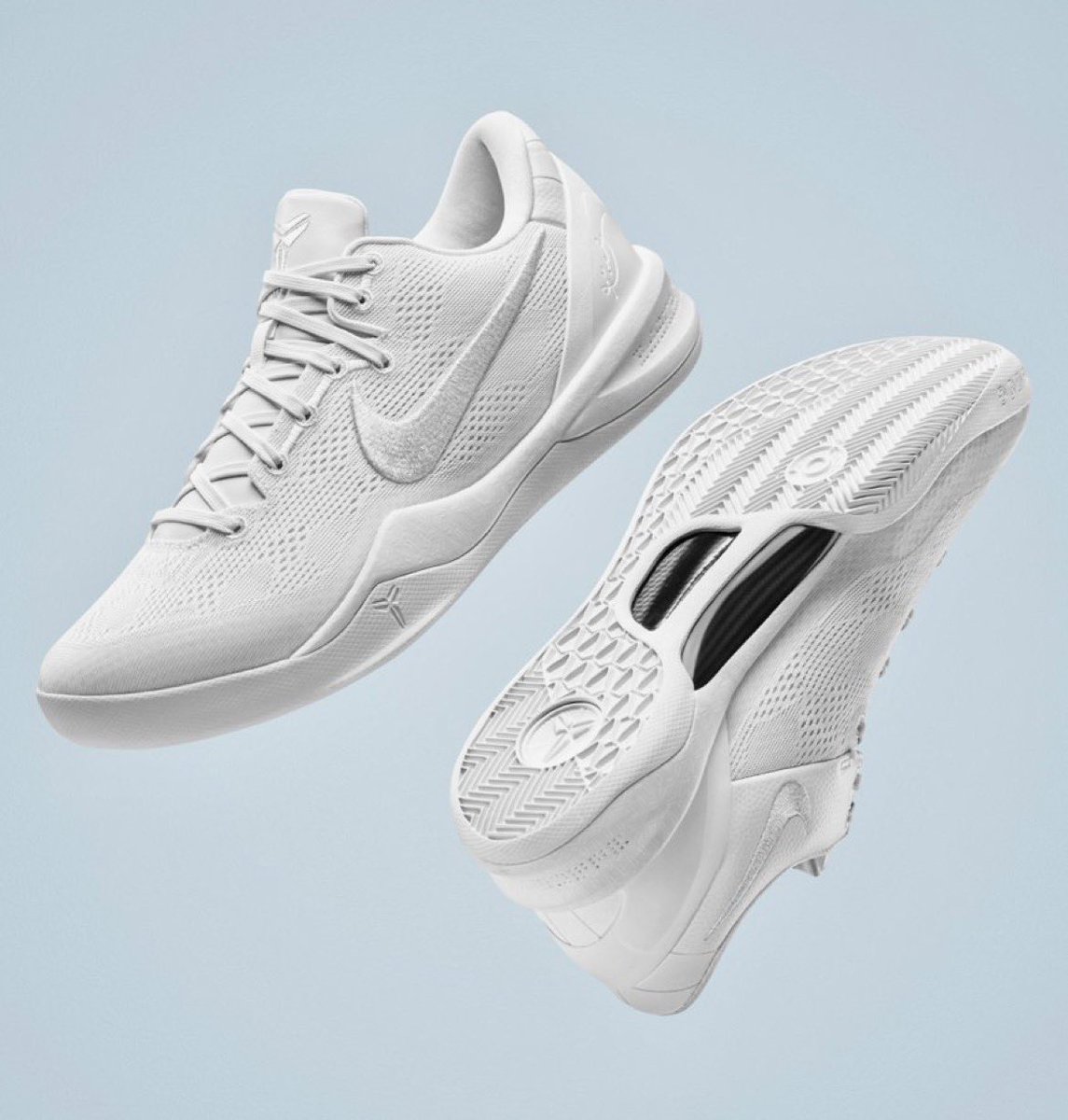 The “Halo” Kobe 8 Protro. 🔥

Created by Vanessa Bryant to honor Kobe on his birthday. 🙏

(via <a href="/NickDePaula/">Nick DePaula</a>)