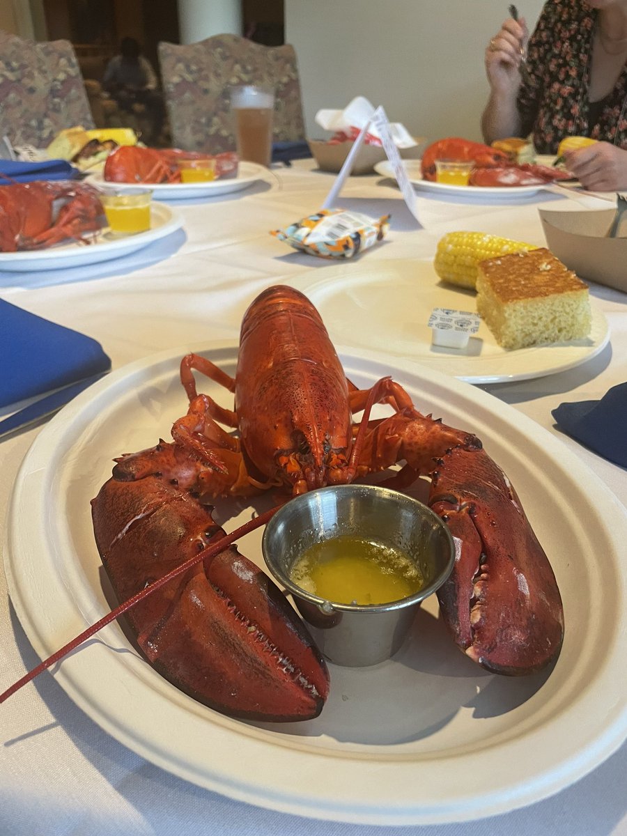 EmilyTrimm's tweet photo. Walked to the rain to find out that lobster was on the menu! Great end to #2023GRCbiomechanics https://t.co/lFqOcgF478