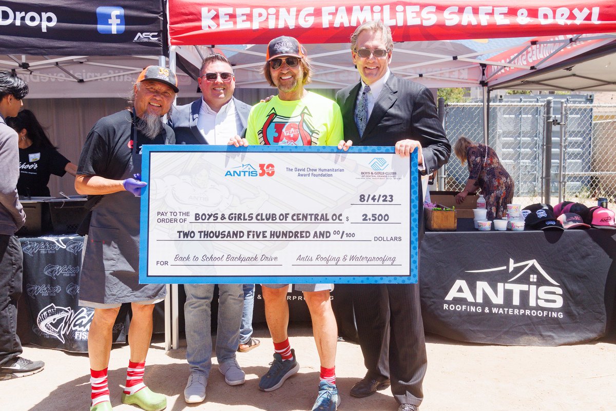 antisroofing's tweet photo. Thank you to the LA Times/Daily Pilot for highlighting Boys &amp; Girls Clubs of Central Orange Coast's Back to School Backpack Drive where hundreds of kids got the chance to pick out new backpacks and school supplies so they can have a great start to their new year! Article in bio! https://t.co/oT5Qe8T8Av