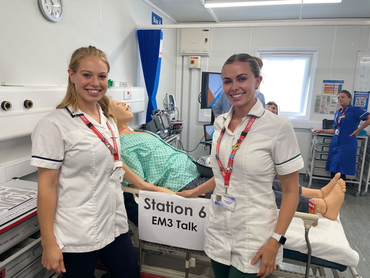 Introducing ED therapy role and our MDT-Frailty Emergency Squad(FES) service to the new ED junior doctors at their induction last week. Thanks <a href="/OTSelinaH/">Selina</a> <a href="/PereiraSachaM/">Sacha Pereira</a> &amp; Hattie💚💙Promoting Collaboration! <a href="/uhltherapy/">uhltherapy</a> <a href="/SandraSpeller1/">Sandra Speller 💙</a> <a href="/AcuteFrailty/">Acute Frailty Network</a> <a href="/Leic_hospital/">Leicester's Hospitals</a> 
<a href="/LRIEDEducation/">LRI ED Education Team 🚑</a>