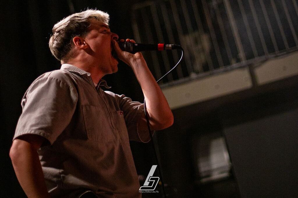 BlackChester's tweet photo. New on Insta: Knocked Loose - Hole44, Berlin #knockedloose #deepinthewillow #hole44 #berlin #hardcore #musicphotography #concertphotography #canon6d #sonya7riv https://t.co/bWCttSQwtJ https://t.co/amVNiSEOMw