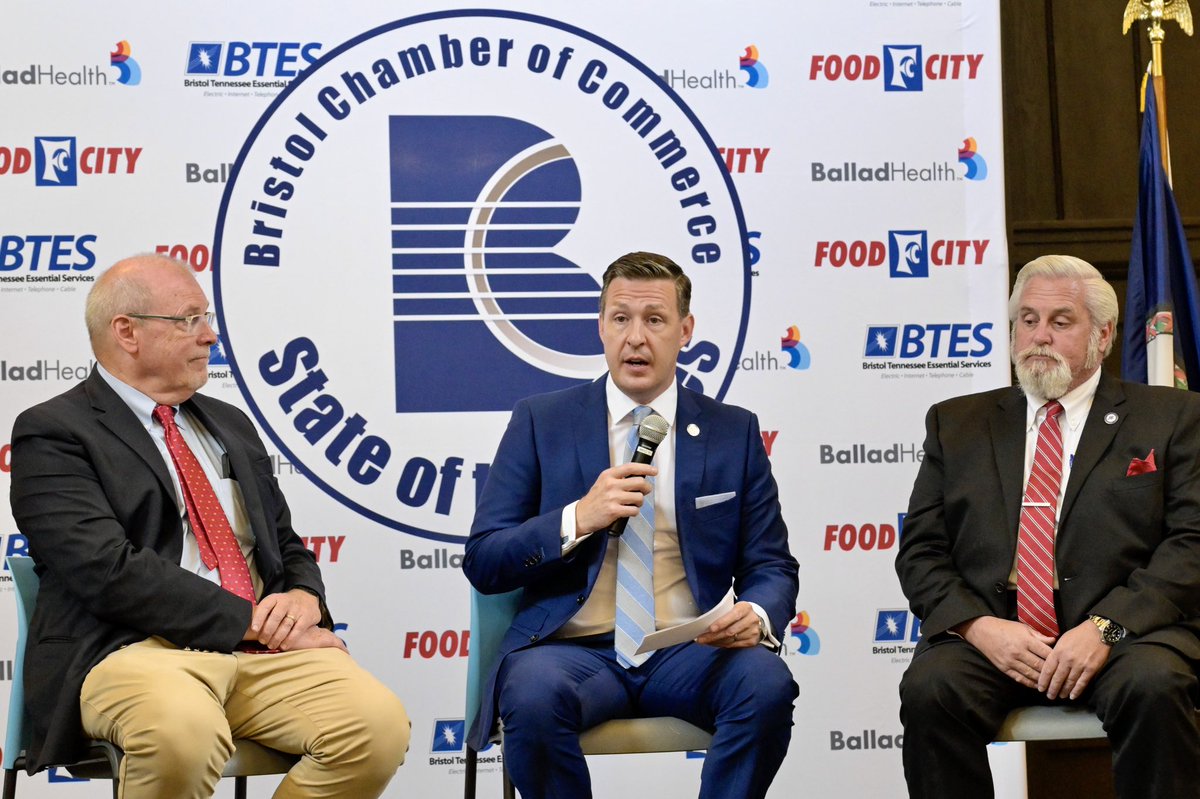 Glad to join community leaders at the annual @BristolChamber State of the Cities event. Enjoyed discussing the recent CNBC business rankings which placed Virginia as the number two state in America for business.
📸@earlneikirk