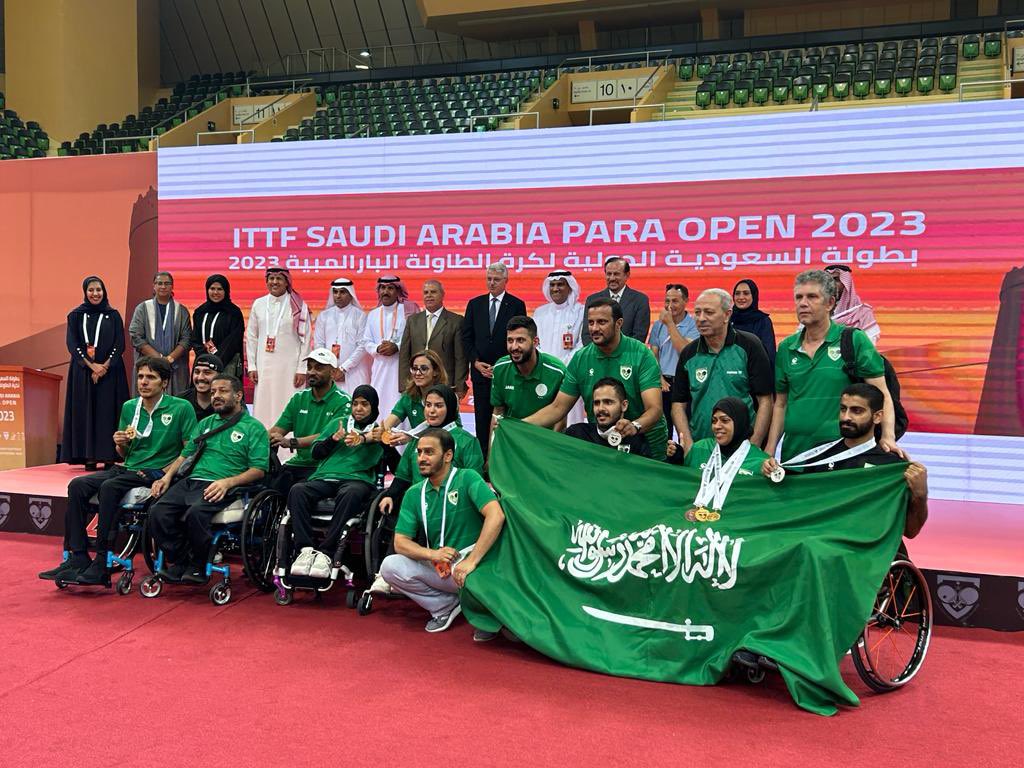 ghalyhalanzy's tweet photo. |مايعرف الخوف من هذا فريقه🏓💚|
اللهم لك الحمد حصلت على اول ميدالية دوليه ذهبية في تنس الطاولة منافسات الزوجي سيدات فئة 10 في اول بطولة دولية تقام في ارض وطني الحبيب ،اهدي الميدالية لوالدي العزيز وداعمي الاول في مسيرتي الرياضية🇸🇦💚. https://t.co/riwaIe2bAF