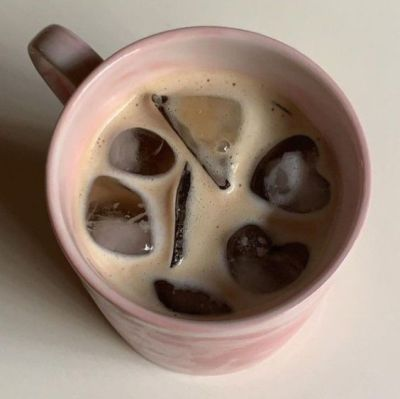 𝐁𝐥𝐚𝐜𝐤 𝐖𝐨𝐦𝐞𝐧 𝐢𝐧 𝐋𝐮𝐱𝐮𝐫𝐲 tweet media