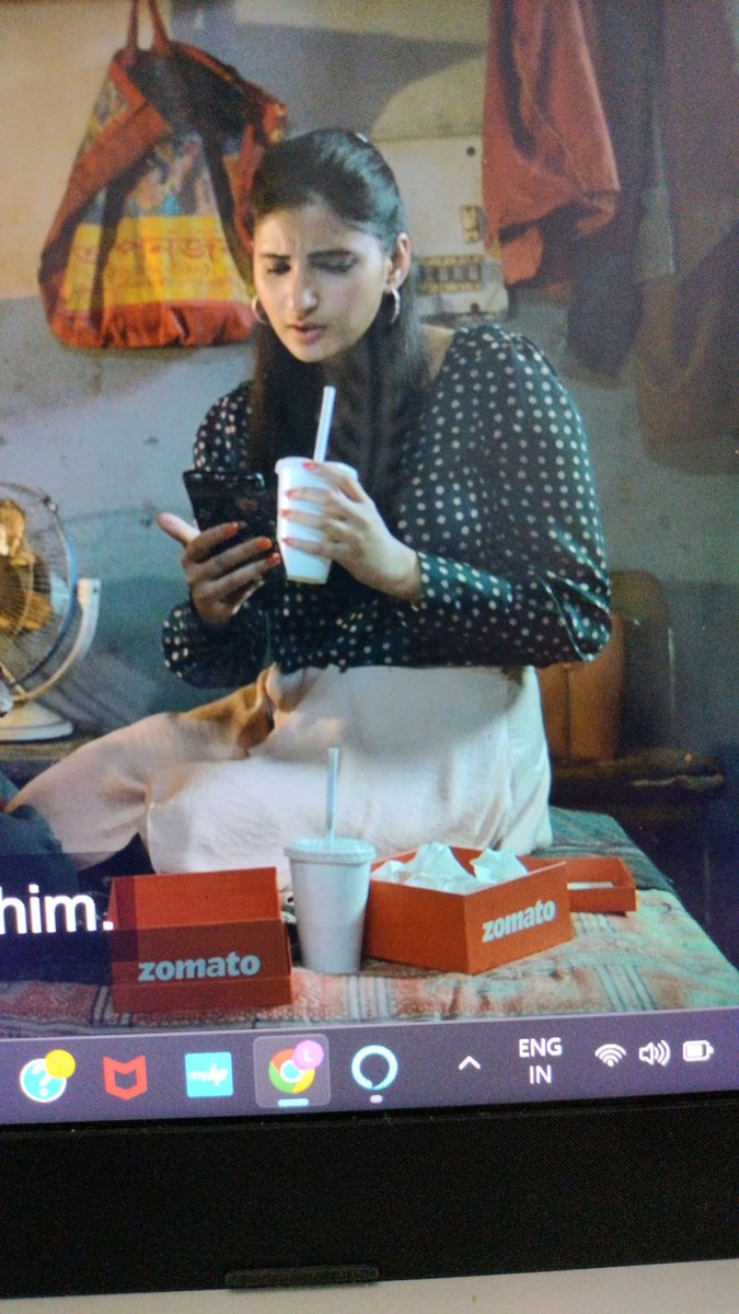 hinakikhushbu's tweet photo. #MadeInHeavenS2 did not let any opportunity for product placements slip 🙏

Waiting for Zomato to claim ad space in my dreams next 💐 https://t.co/3y7NSwJvga
