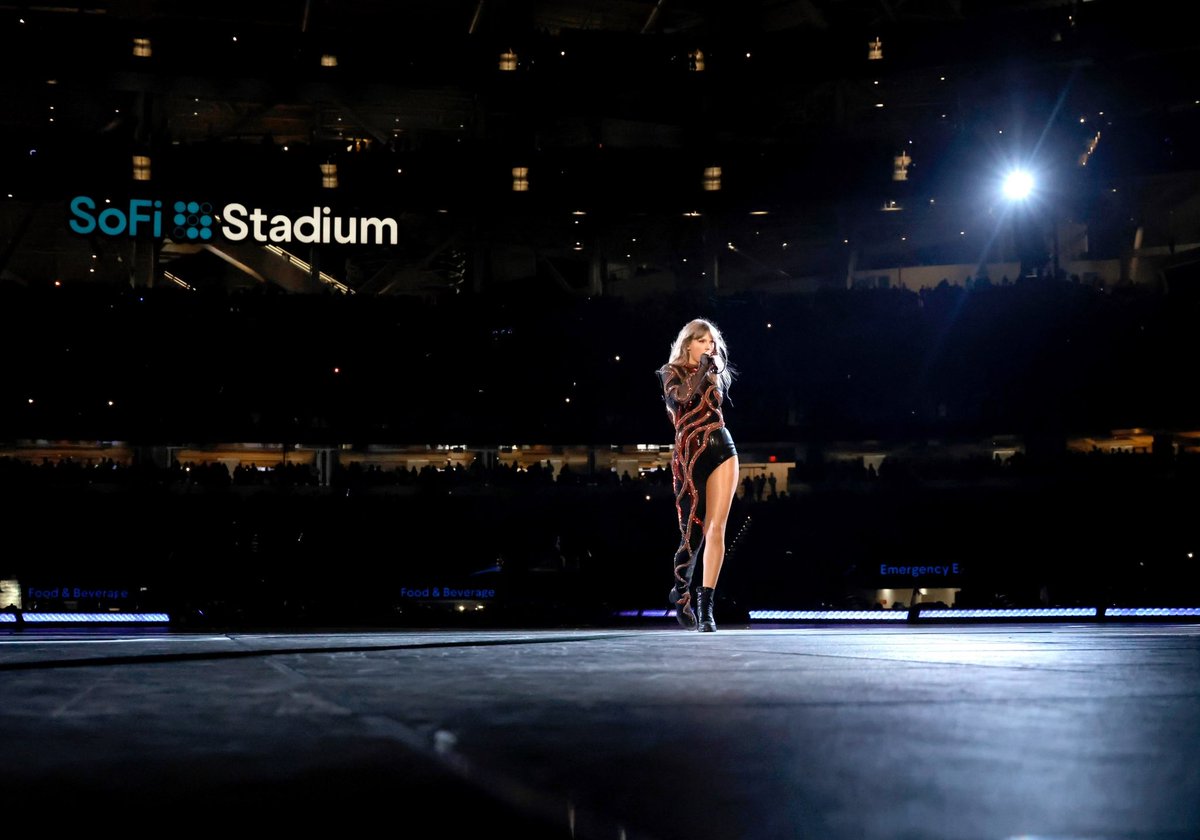 SoFiStadium's tweet image. SoFi Stadium (Taylor’s Version)

Thank you to each and every Swiftie who joined us for six record-breaking Taylor Swift | The Eras Tour shows at #SoFiStadium 🫶

#TSTheErasTour #LATSTheErasTour

📸 Kevin Winter Getty Images / Noel Vasquez