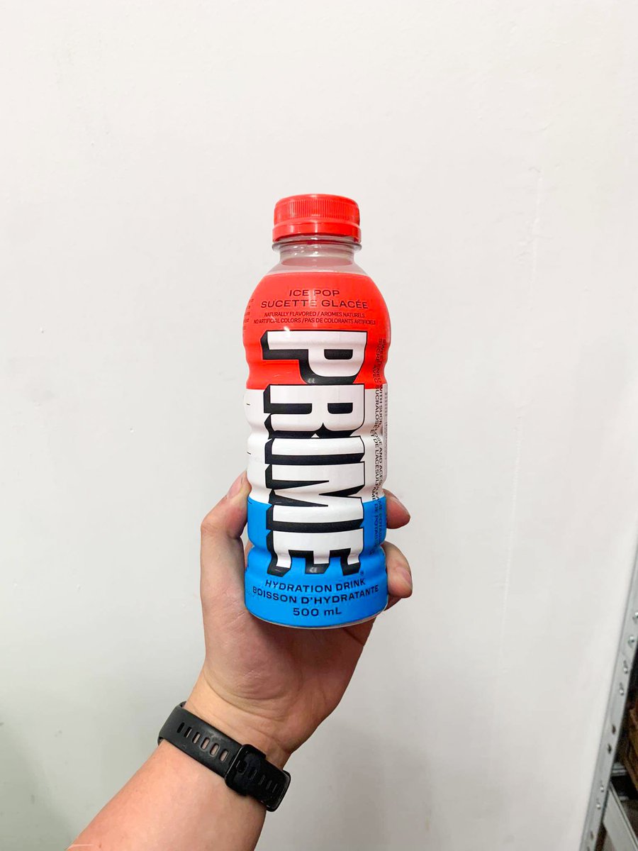 sweetplanet_pl's tweet photo. Mamy to! 🤩 Dwa smaki napojów PRIME dostępne w naszym sklepie na: https://t.co/ECW8SYqZWe 
#Prime https://t.co/aZzbyFICCw