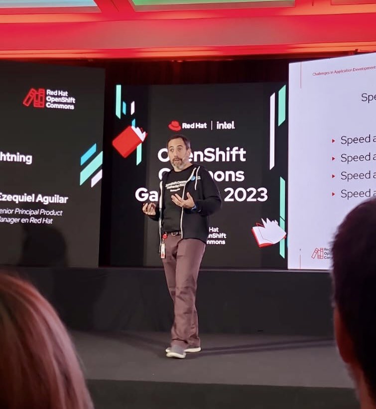 Here talking about #OpenShift as Application Platform at the Buenos Aires OpenShift Commons Gathering commons.openshift.org/gatherings/bue… vía @openshiftcommon @RedHat @openshift @redhatla