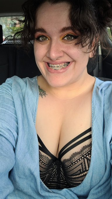 In light of the recent economic crisis, I am changing how I provide content. Starting today I'll be on<a href="/tag/xhamster"class="tags"><span>#xhamster</span></a>