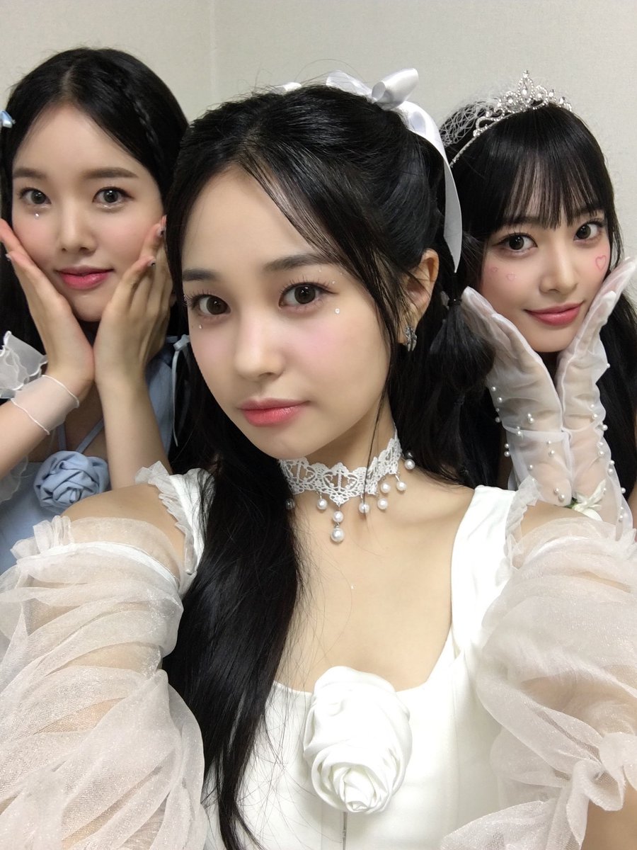 leepabooo's tweet photo. うわーーーーーー！ジハンメイク超可愛い🩰🎀🤍 https://t.co/bDD290jMDP