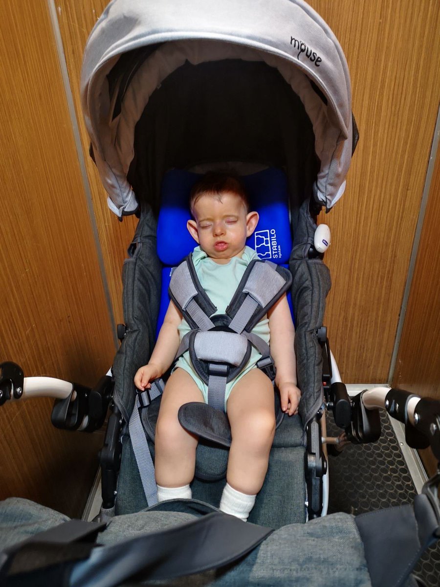 Setite se koliko boli kada vas u listu uhvati grč. Stiskate vilicu, panično pokušavate da uradite nešto da bol prestane, neretko krenu i suze. Mišić vas boli nekad i danima nakon grča... 

Sada zamislite kako je malenom biću koje dnevno ima na desetine epileptičnih napada gde mu