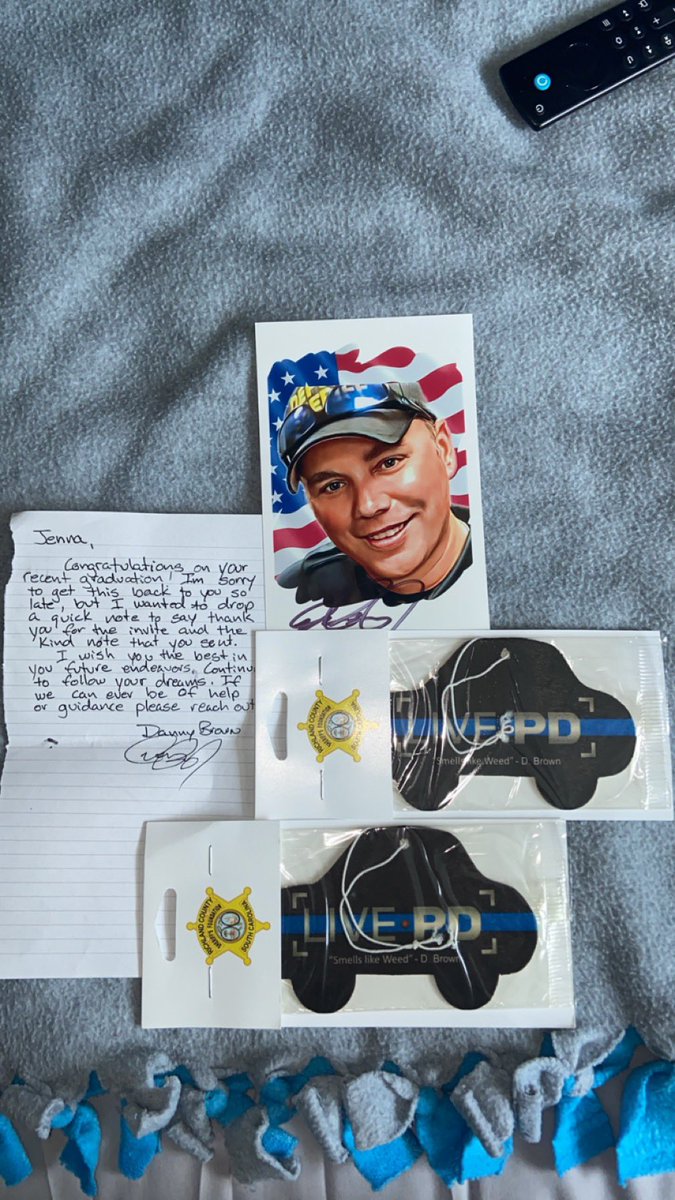 jennaspauldin12's tweet photo. I just want to say a huge thank you to @thundacat830 for everything you sent.. Thank you for taking time out of your day to send the wonderful gifts.. Thank you again for having an impact on my life! https://t.co/d7Xwb9pP9v