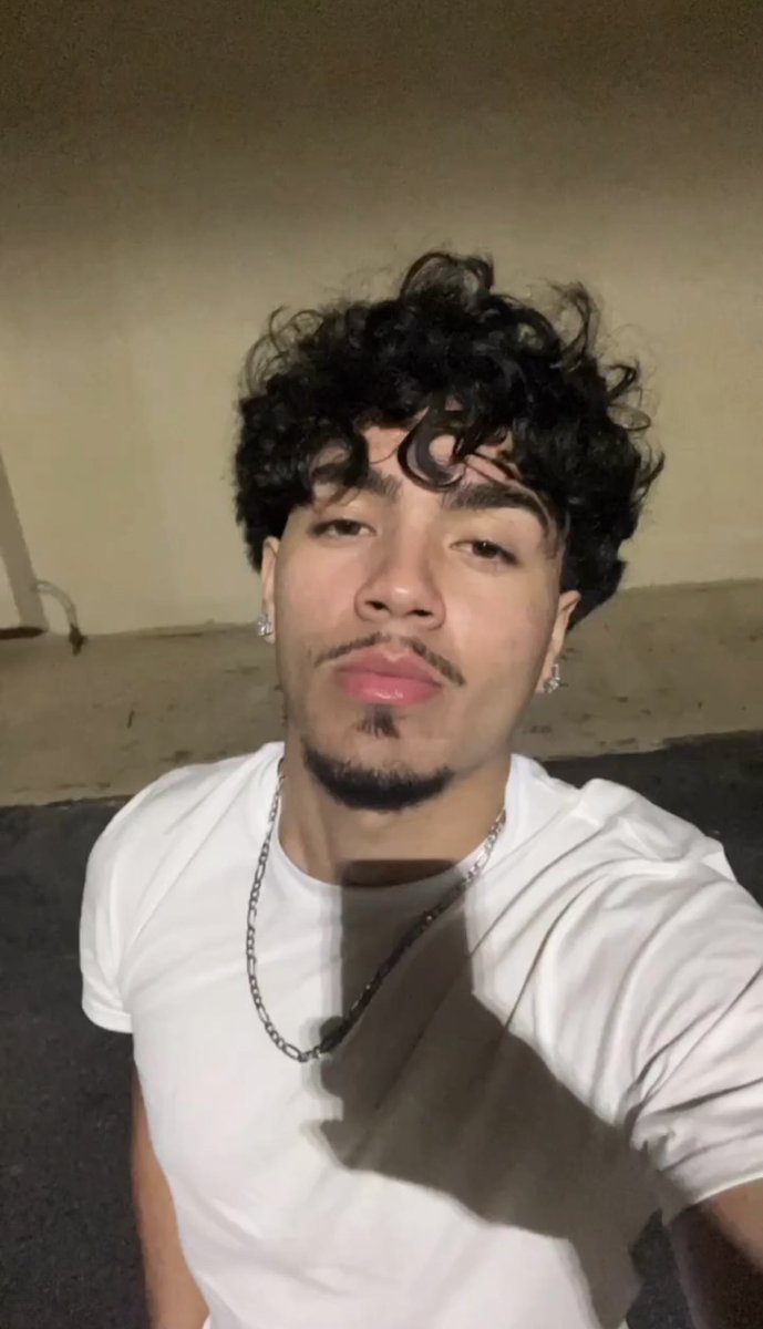 thickdicknigg4's tweet photo. Pretty dick https://t.co/IVEMDtabsX