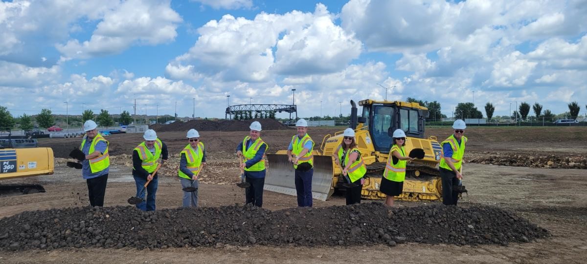 Restaurant Row is coming to Lenexa City Center! Today <a href="/CopakenBrooks/">Copaken Brooks</a> broke ground on the development’s first phase -- <a href="/tupelohoneycafe/">Tupelo Honey</a> and Cactus Grill, opening in 2024. We're excited to welcome more great options for #Lenexa residents and visitors!