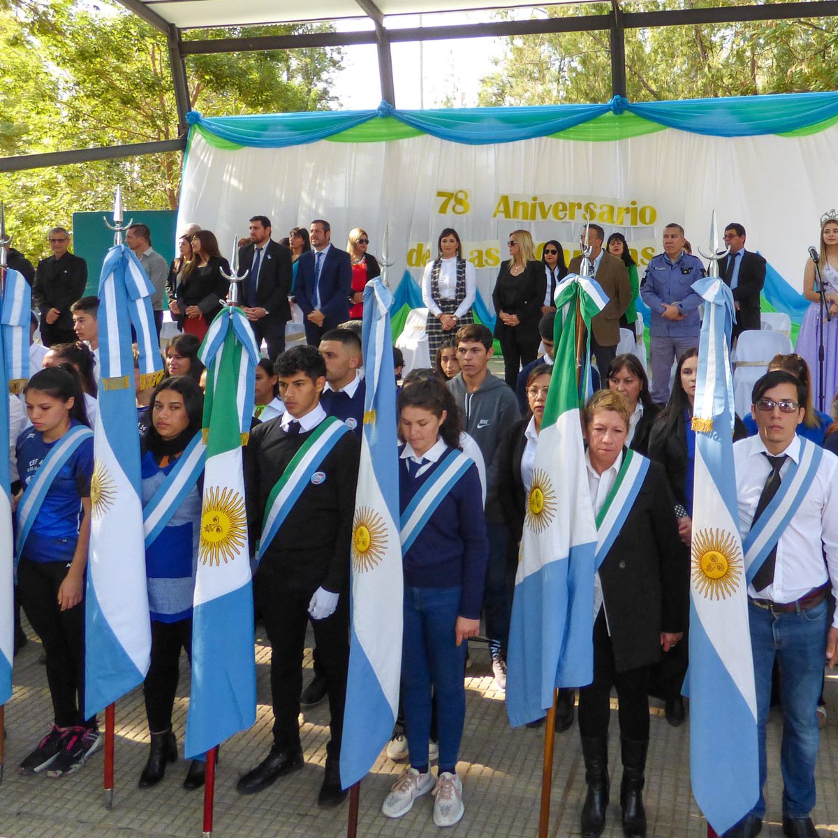 clpanzardi's tweet photo. #LasGarcitas participamos del multitudinario Acto Fundacional a 78 Años 🎉 de la institucionalización del pueblo.
Gracias al Intendente Sergio Dolce por la invitación a los festejos. Salud a toda la comunidad y felicitaciones por la excelente gestión👏🏼👏🏼
@jmcapitanich https://t.co/FwO3x0k51K