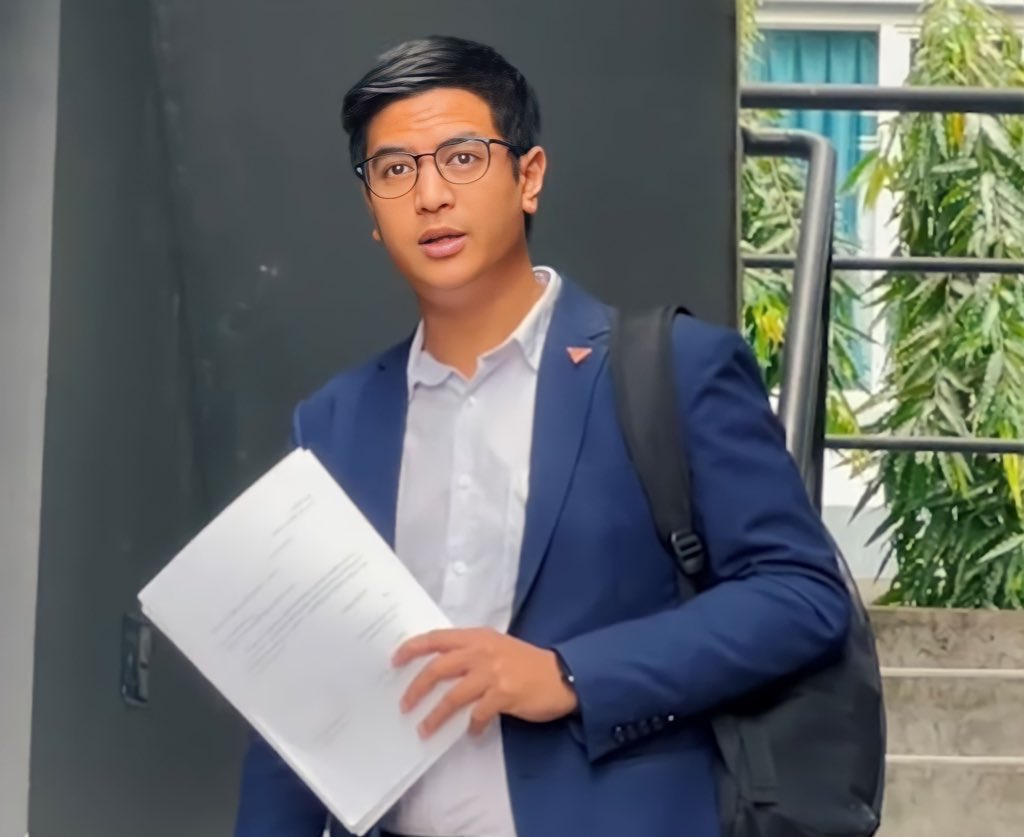 litlitlis's tweet image. “น้องครับ”                                 “ว่าไงครับน้อง”

#2tim #Ilovetim