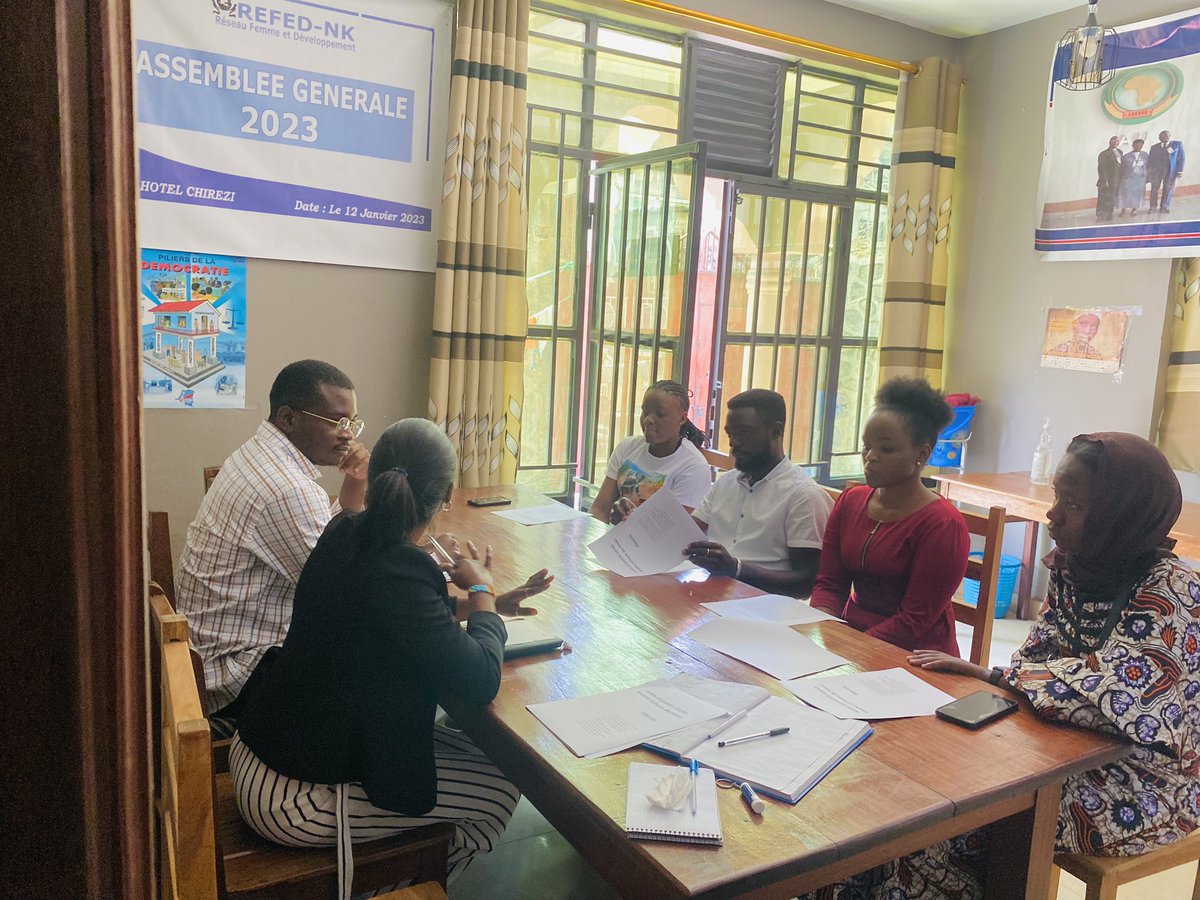 refednordkivu's tweet image. Séance de concertation entre les jeunes leaders et activistes des droits des femmes et filles au sein du bureau de #REFED/NK sur les actions à entreprendre en faveur des communautés marginalisées dans cette période de conflits à l'#Est de la RDC! 
#NVC