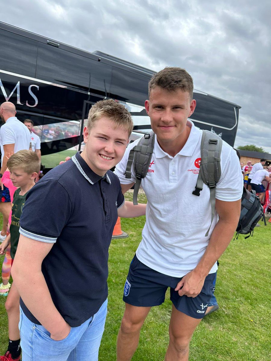 Principal IT (@principalit1) on Twitter photo Best of luck to <a href="/georgeking9876/">George King</a> and @LouisSenior1 and the rest of the <a href="/hullkrofficial/">Hull KR</a> squad for the <a href="/TheChallengeCup/">Betfred Challenge Cup</a> final this weekend
Let’s bring it home boys ⚪️🔴⚪️🔴 Best of luck to <a href="/georgeking9876/">George King</a> and @LouisSenior1 and the rest of the <a href="/hullkrofficial/">Hull KR</a> squad for the <a href="/TheChallengeCup/">Betfred Challenge Cup</a> final this weekend
Let’s bring it home boys ⚪️🔴⚪️🔴