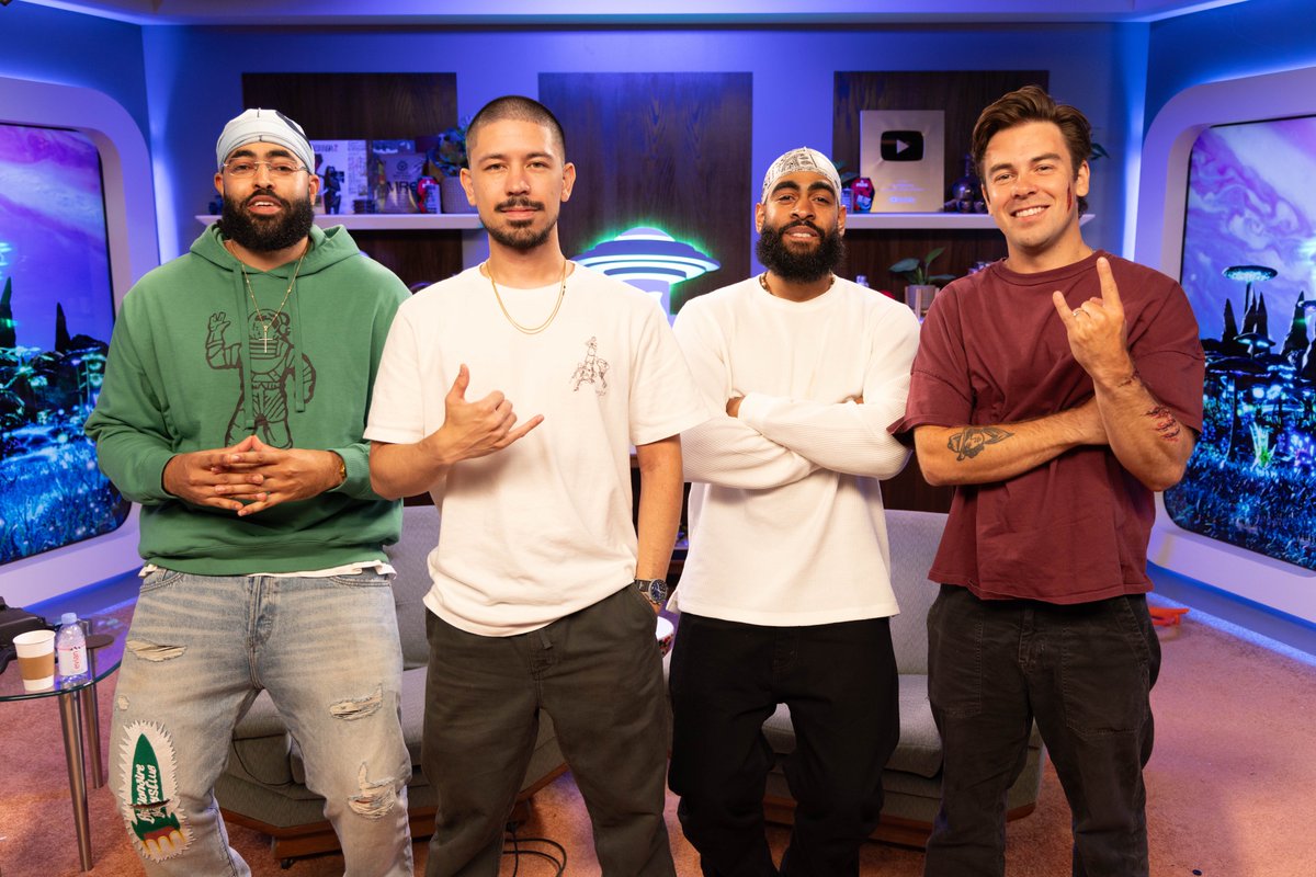 thetmgshow's tweet image. NEW CHALLENGE: try not to get hungry (impossible) 

ep. 304 w/ Jae and Trey is out now: youtube.com/watch?v=hSzL8H… 🍕🍔🍗