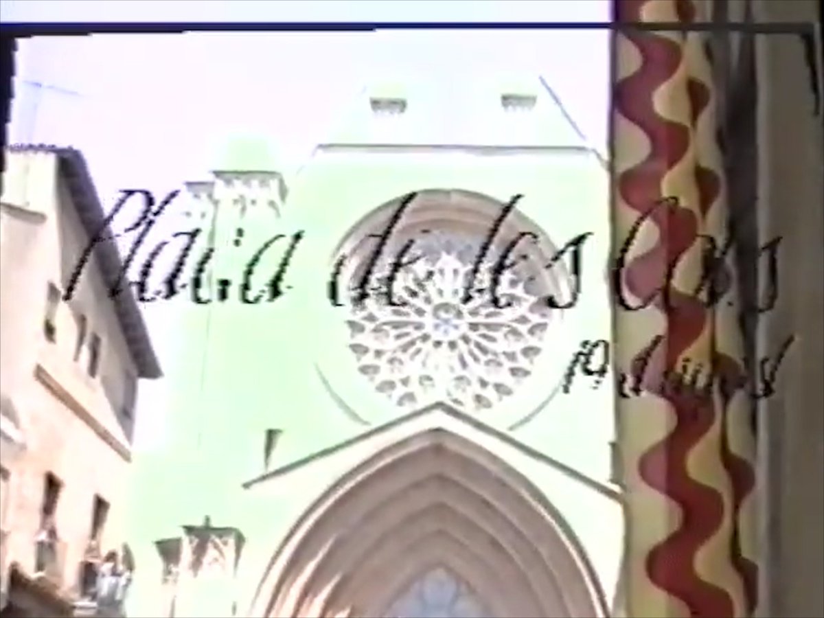 JoveDeTarragona's tweet photo. 🗣️ Ara, ‘Records gravats’ és una peça audiovisual que recorda aquella gesta històrica del Sant Magí de 1993, amb les imatges recuperades i una narració especial.

🔗 Si no l’heu vist, recupereu-lo aquí: https://t.co/LYa0NwXBaP 

#Incombustibles #castells #SantMagí2023 #Tarragona https://t.co/kiuGSY2cc9