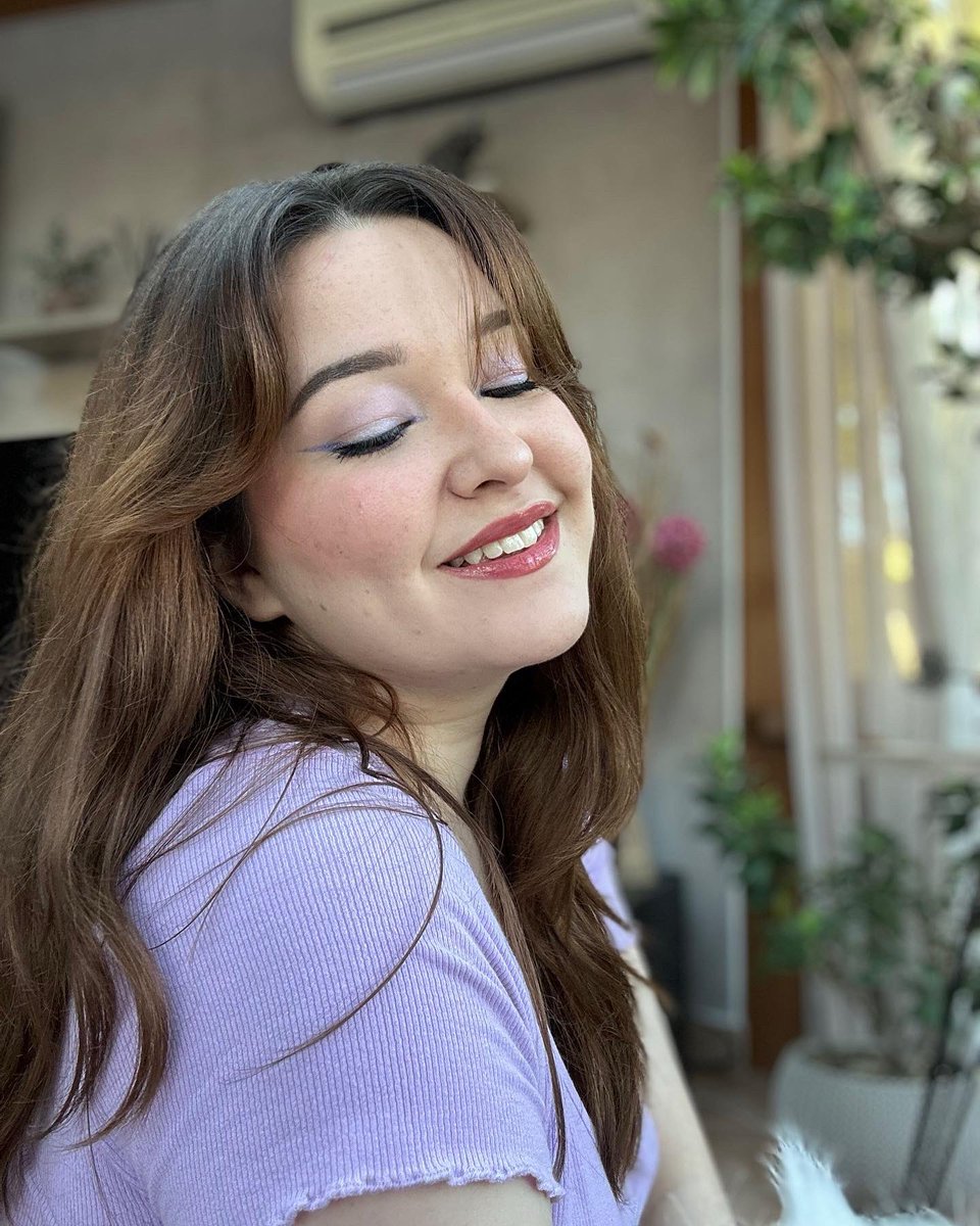 offtheway_'s tweet photo. new york aura eyes 💜 #missionmonday @rembeauty
#remflightcrew #flightcrewfriday #rembeauty https://t.co/EvJQosDnbF