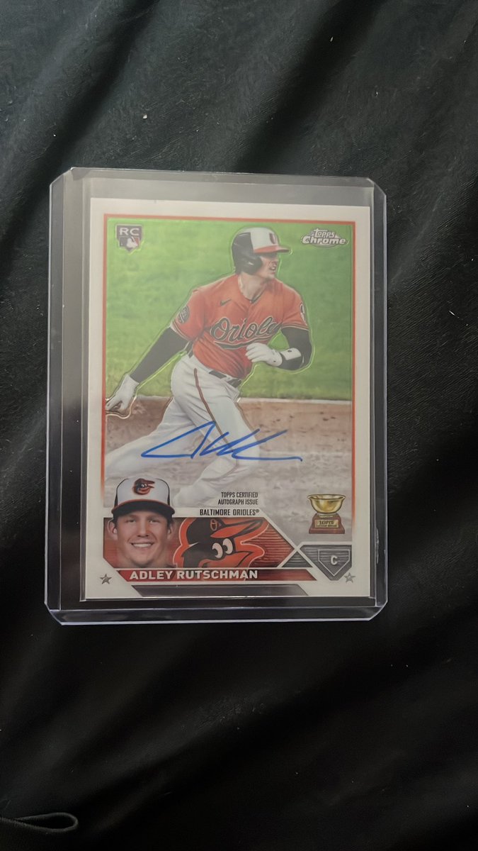 FlynnVCards's tweet photo. Was on a bit of a cold spell for so long… then BOOM!!!!! 🔥🥶 @CardPurchaser https://t.co/gFCfUowQqO