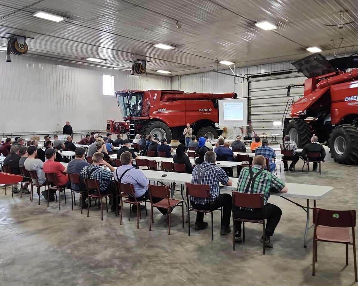 BushelPlus's tweet photo. The best thing to do on a cloudy, rainy day in August? Talk about combines!

We're back at another combine clinic today with Rocky Mountain Equipment ( @rmehq ) - this one is taking place in Winkler! Thanks to everyone who came out to chat with us!

https://t.co/rXzHCGljvA https://t.co/GmmM6dULan