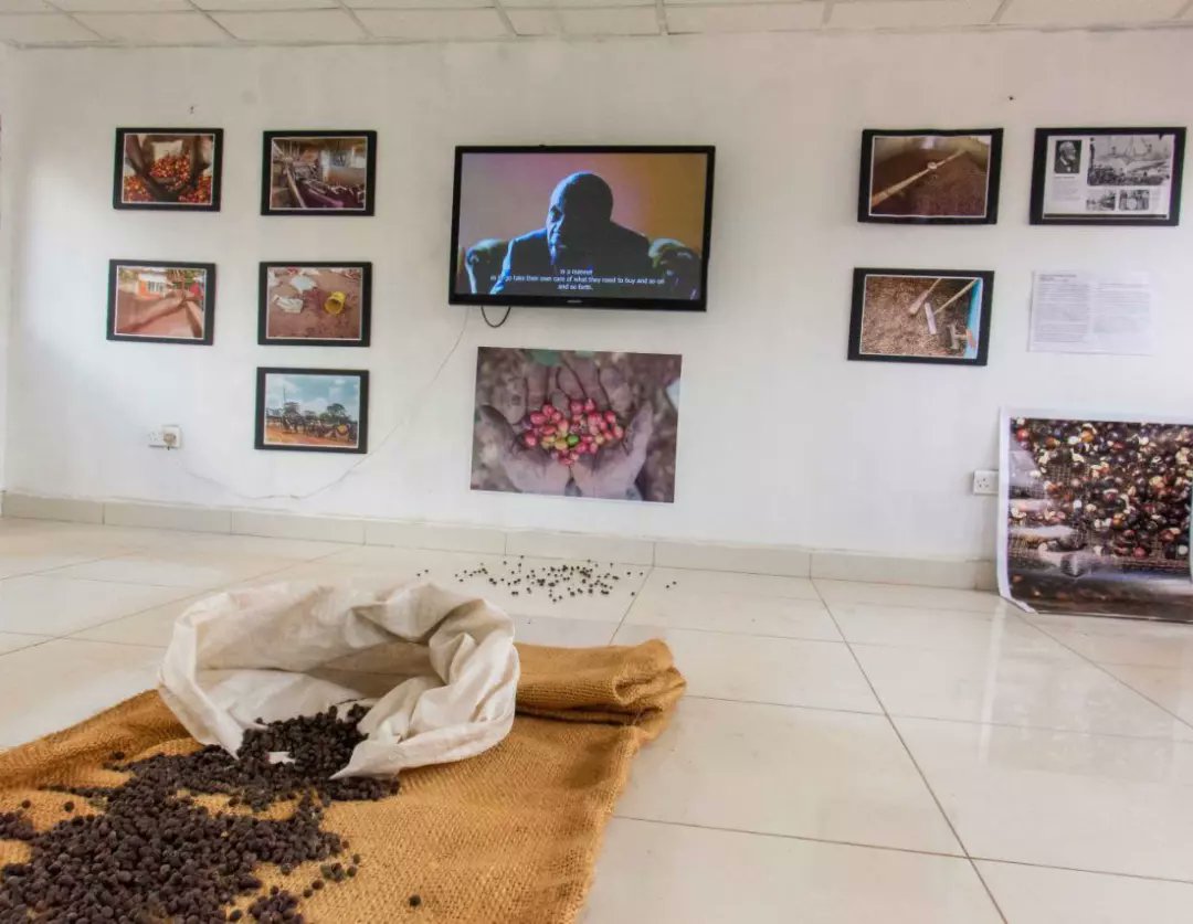 NairobiSound's tweet photo. NEW BLOG POST UP!!! 
Check out our new blog post, a reflection of the Sound Art exhibition on March 10th – 19th at The Mall, Westlands, featuring SON’s own @sophia.bauer_1 alongside the artists @_kamaru_ ,  @manjahi_njoroge and @kevo_stero
 https://t.co/tb0LCUxRQU
Happy Reading! https://t.co/cUFYK32Z45