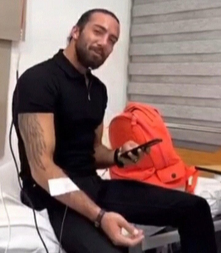 nocontexteryar's tweet photo. kim kanını dondurmak ister?

#eryar #kısmetseolur https://t.co/L2UZdBie9a