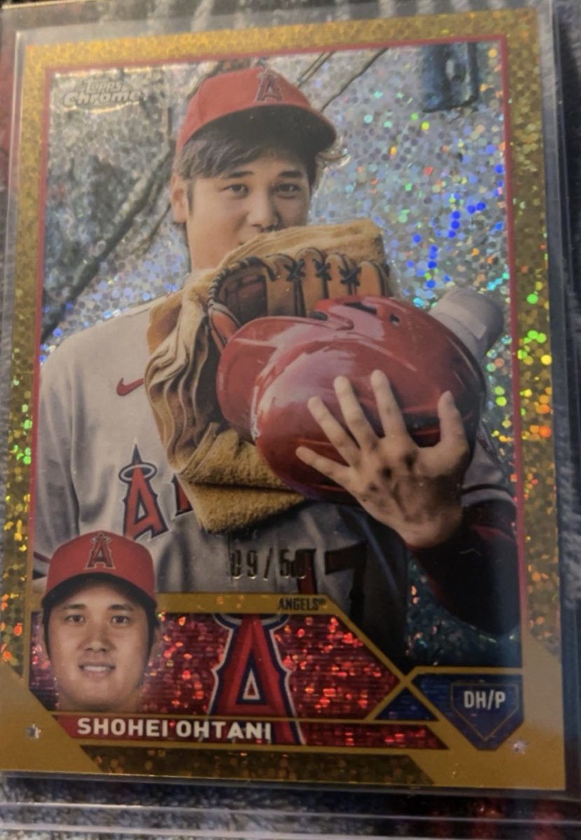 uhhhNickk's tweet photo. Just pulled this out of a Target blaster. Does anyone know what it’s worth? And is it a hold or sell? @CardPurchaser https://t.co/z8i6UKzHee