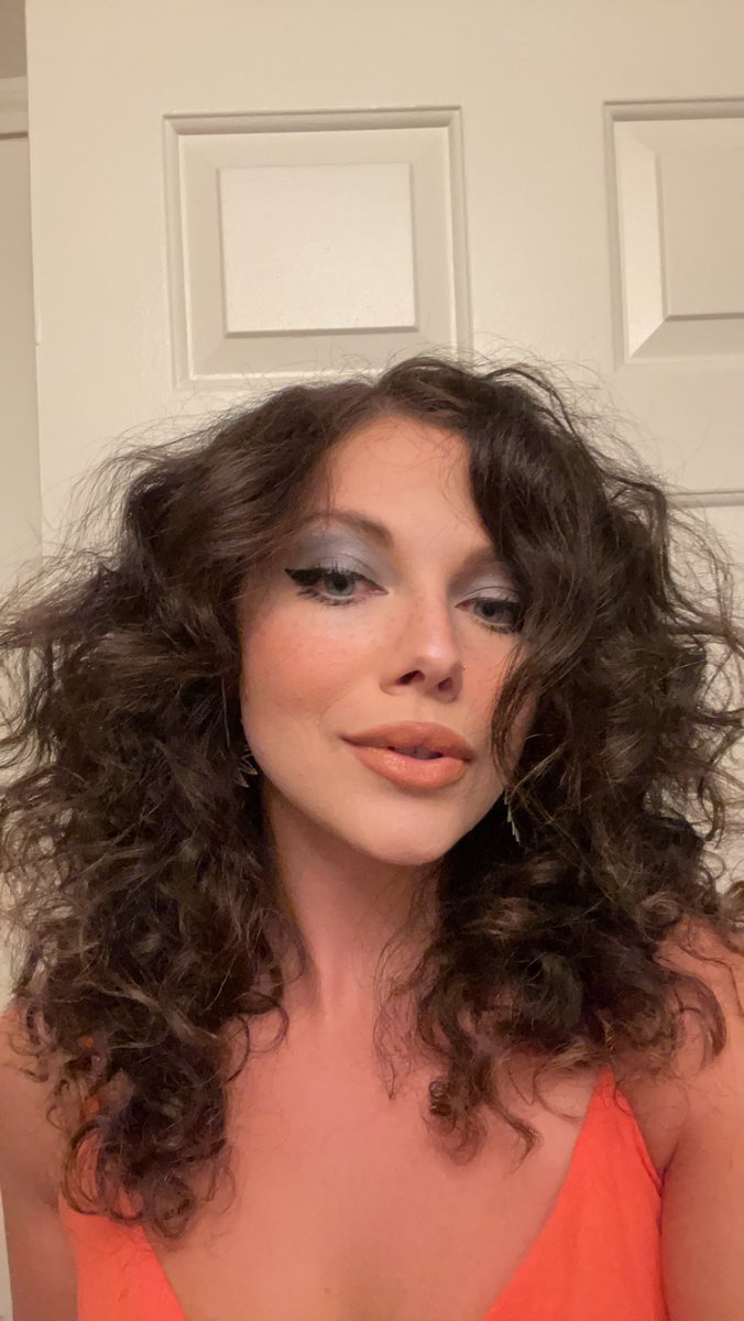 Needed an excuse to post this iconic 70s look
