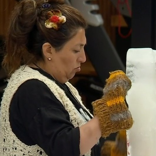 bystrawberrypie's tweet photo. la lulo derritiendo el hielo con sus calcetas de lanita chilote aesthetic ✨

#GranHermanoCHV #GranHermanoChile https://t.co/jm70libX2J