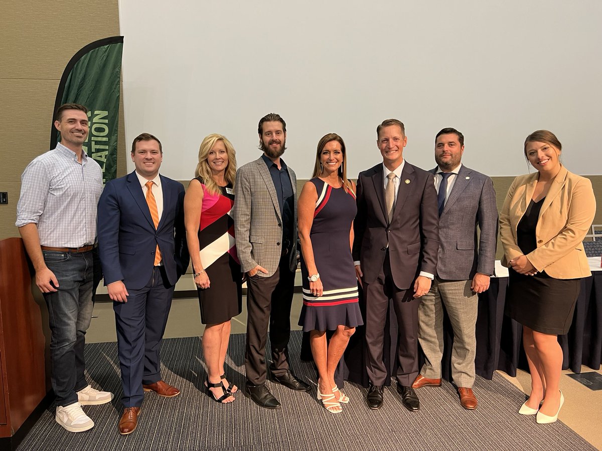 AFPPennsylvania's tweet image. And that’s a wrap on our POWERHOUSE legislative panel!
Thank you so much to @RepRobMercuri @SenRobinsonPA @peggy_grande and @JezreeFriend for participating and giving intellectual knowledge on efficient energy policy⚡️