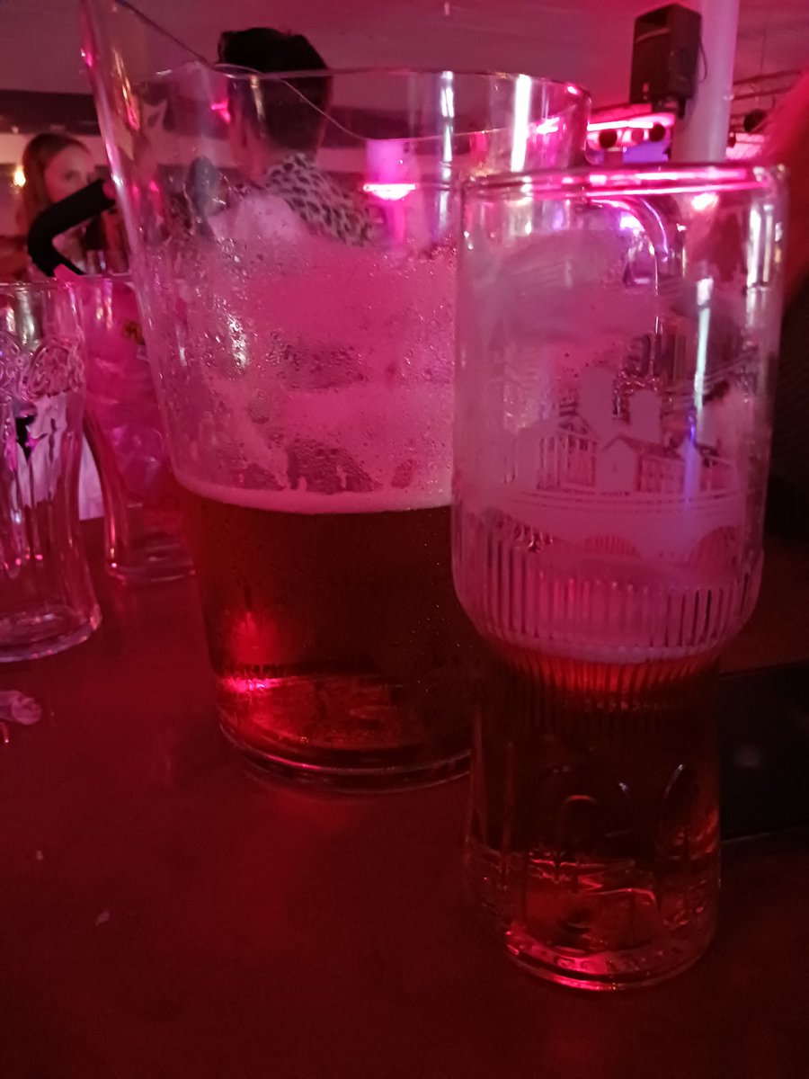DBvar88's tweet photo. @ADeadGuyUK Cheers Deady 🍻🍻 https://t.co/Zl0ZKD4XRQ