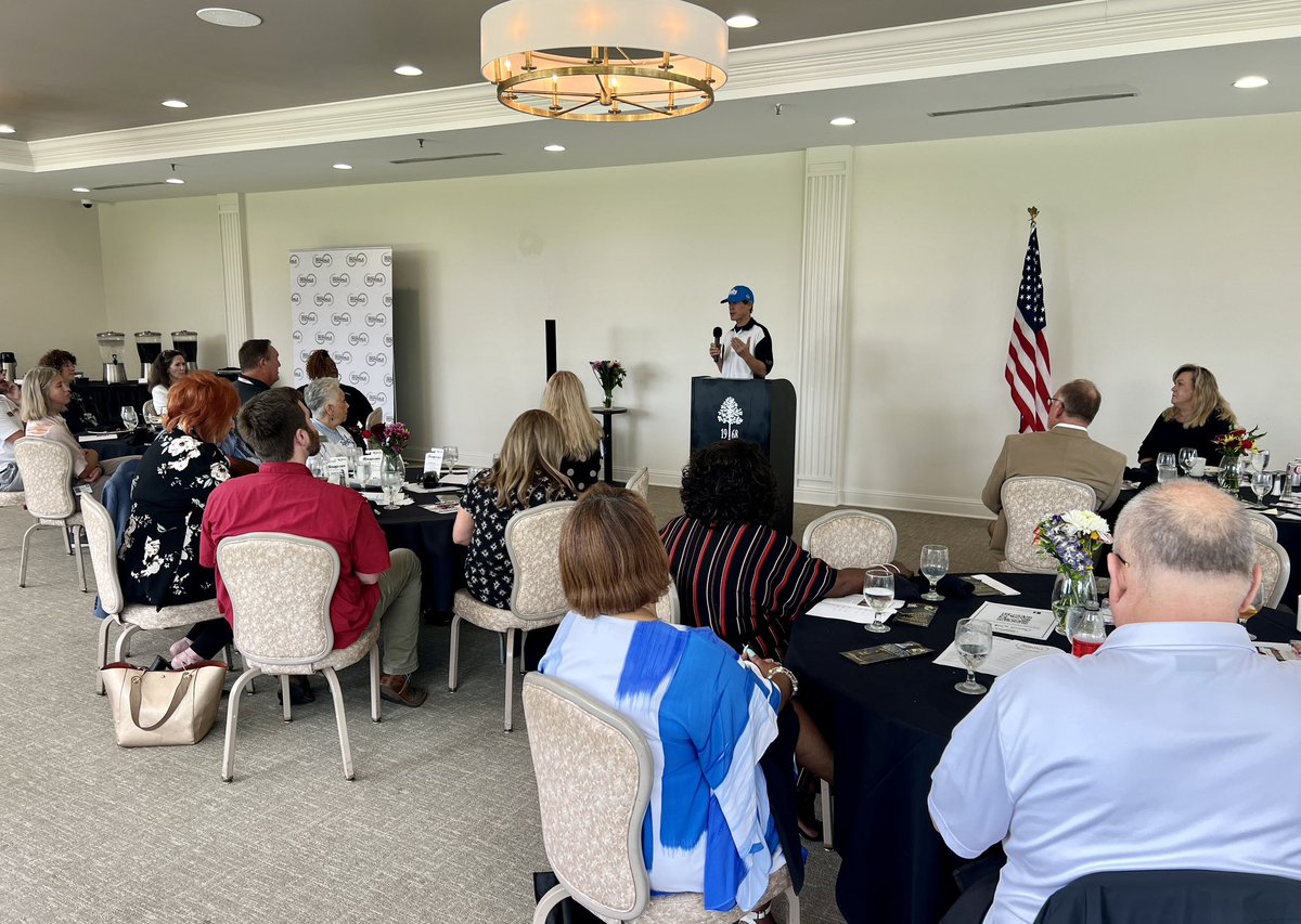 Steve spoke to members of our local Irondale Chamber of Commerce today at their monthly luncheon. He talked about the investment it takes to win, pursuing your passions in life, and finding avenues to give back to your community. #stevejohnsonracing #nhrapsm #NHRA