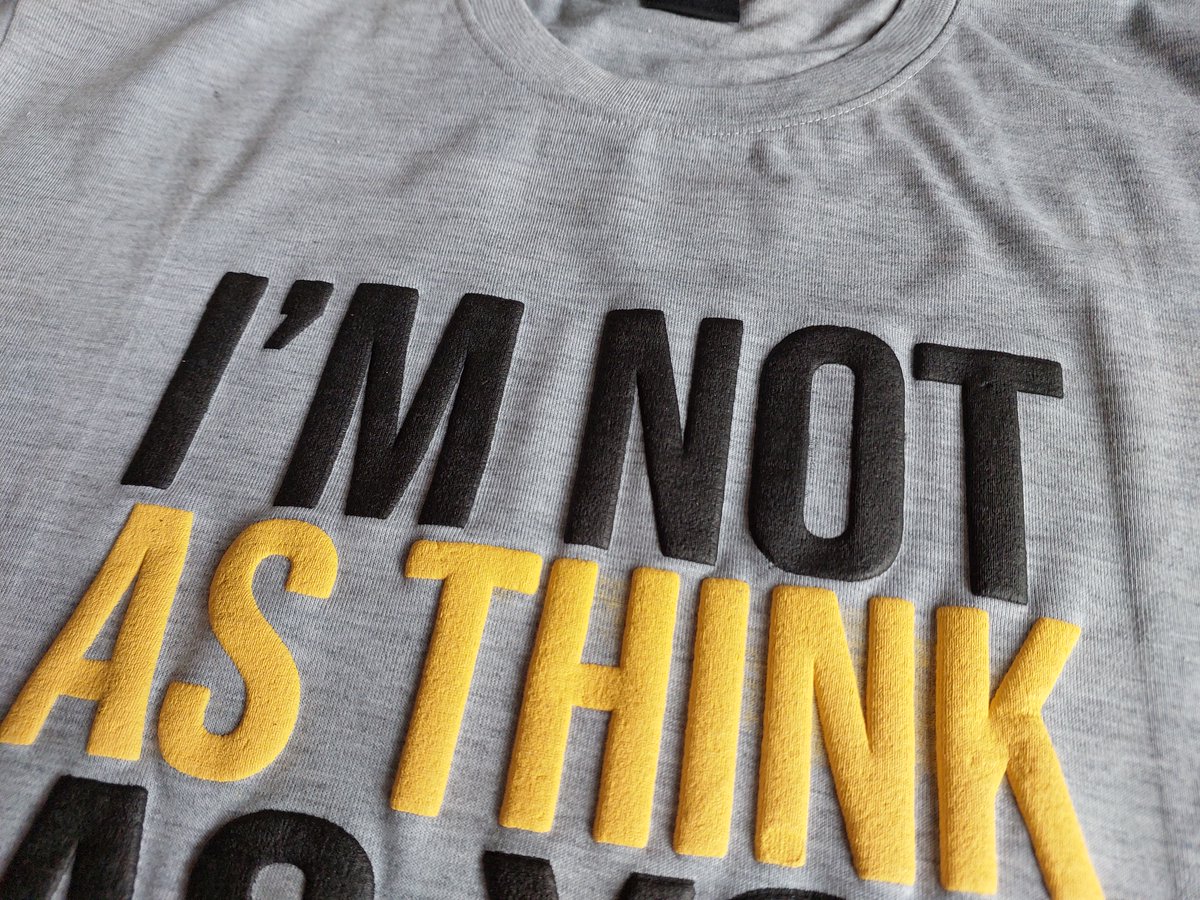 T-shirt Guyz Uganda tweet media