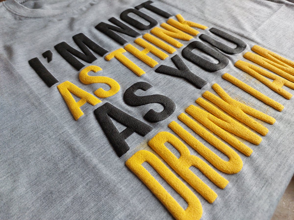 T-shirt Guyz Uganda tweet media